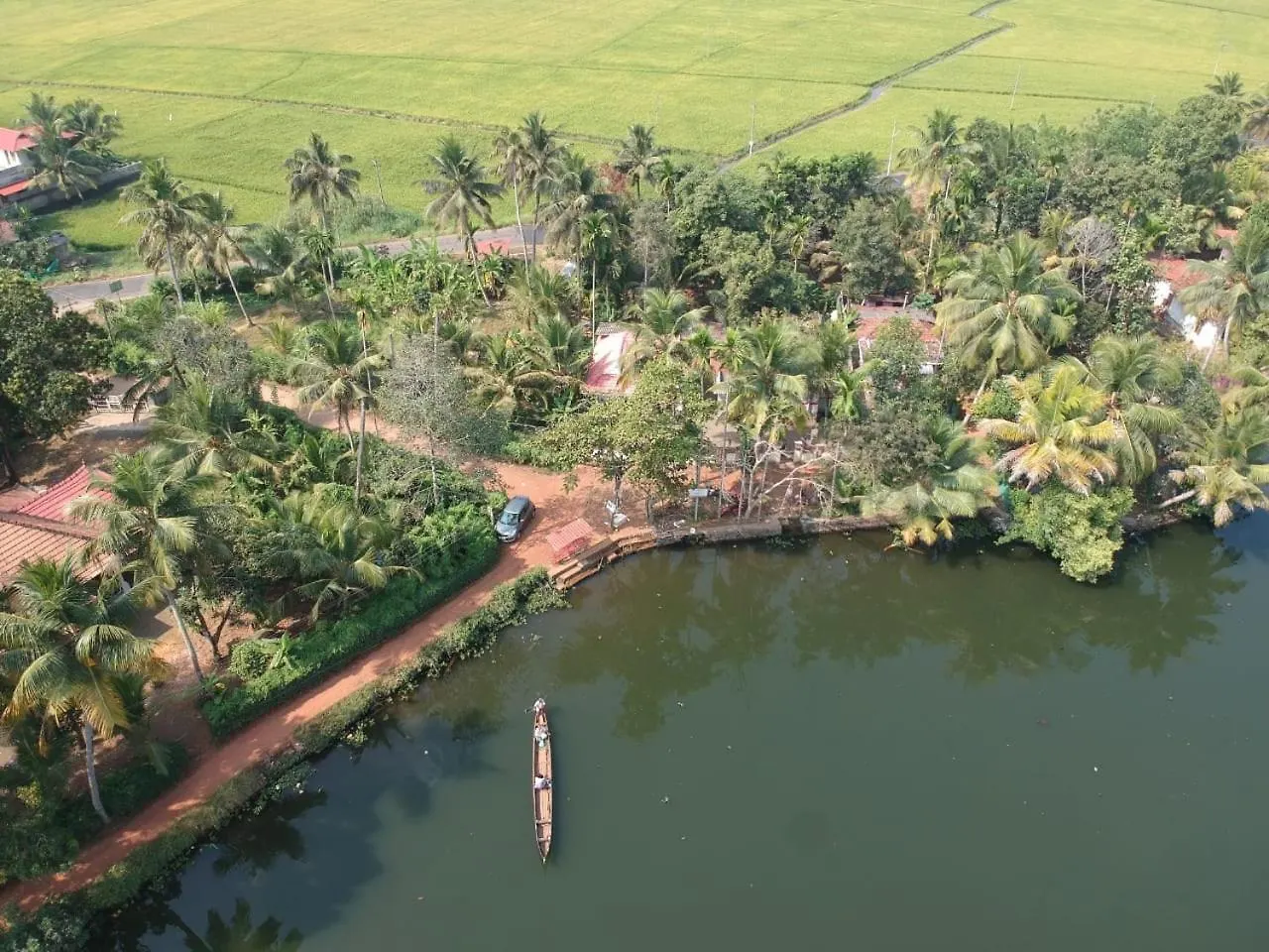 Homestay Punerjeni Homes Alappuzha
